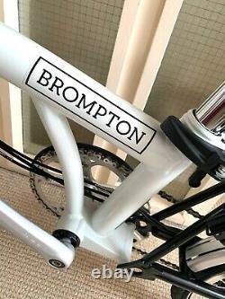 Brompton Folding Bike M6r (2019) Papyrus White /black +rack +bag +rare & Mint