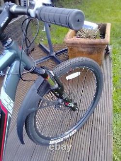 E- bike excellent condition with rear rack/bag and mud guards