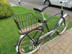 Hybrid Unisex Shopping Town bike Charge Steamer inc Basket and fixed rear rack